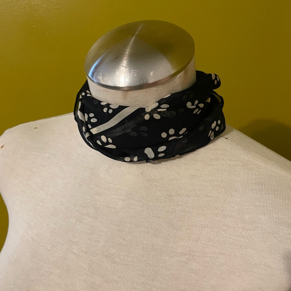 Silky vintage style scarf